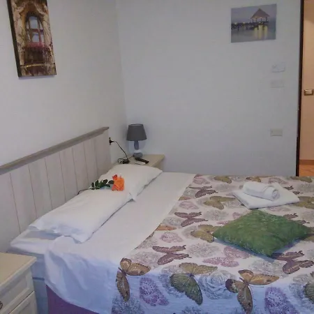 Bed & Breakfast Chiara Costermano